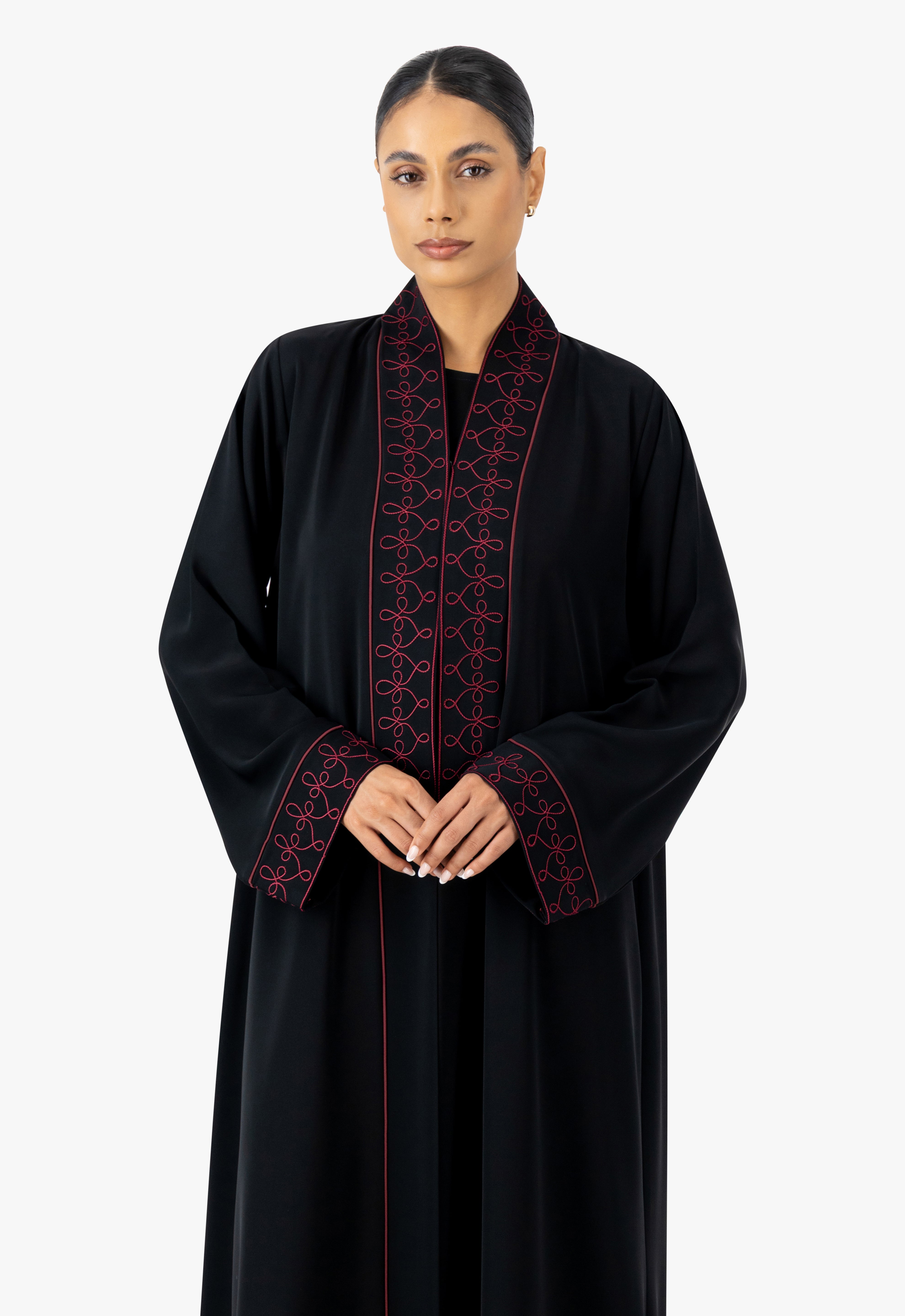 Daily Abayas,Black Abayas,Embroidered Abayas