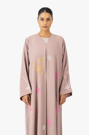 Daily Abayas,Colored Abayas,Embroidered Abayas,Handwork Abayas,