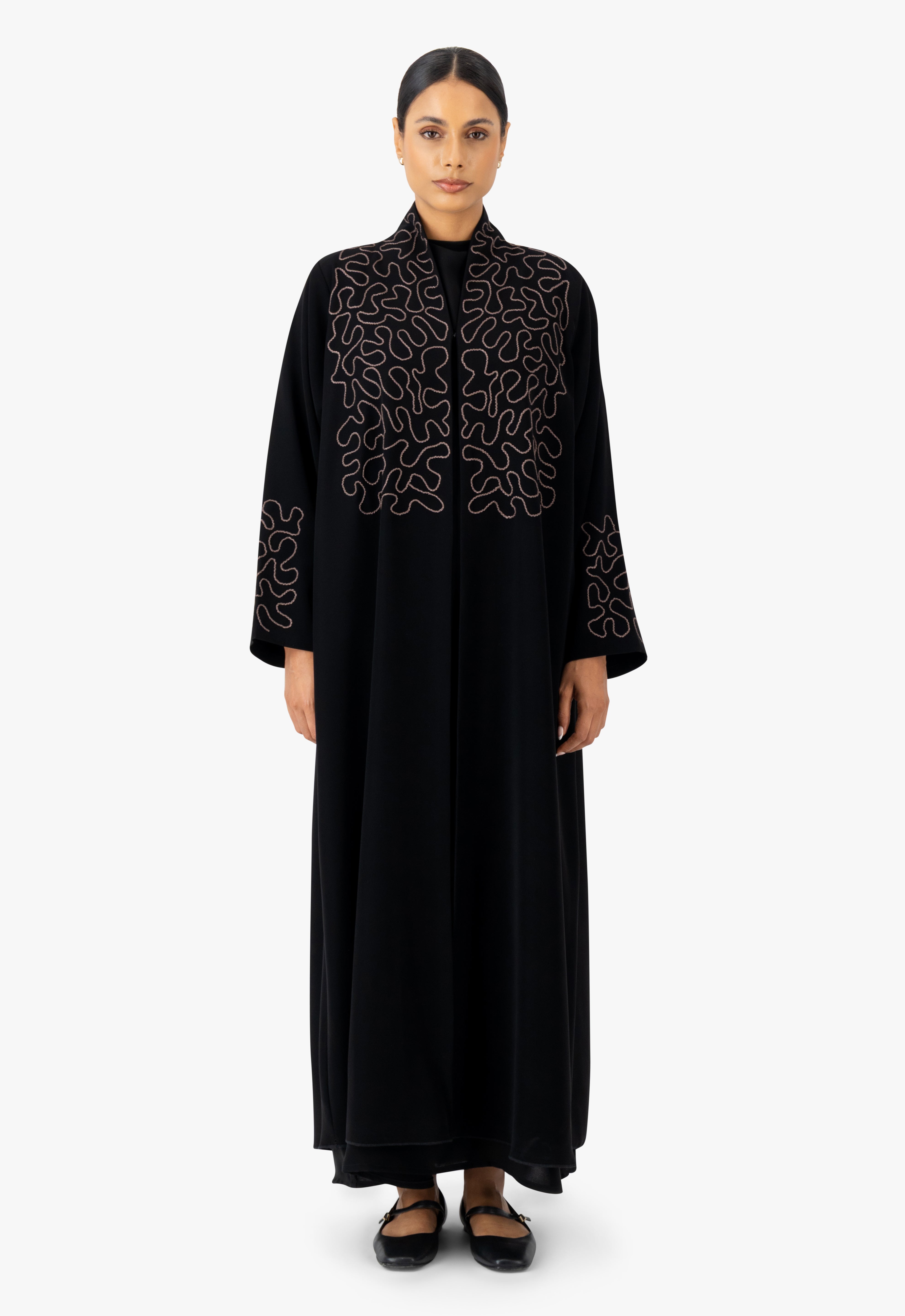 Daily Abayas,Black Abayas,Embroidered Abayas