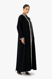 Daily Abayas,Black Abayas,Embroidered Abayas